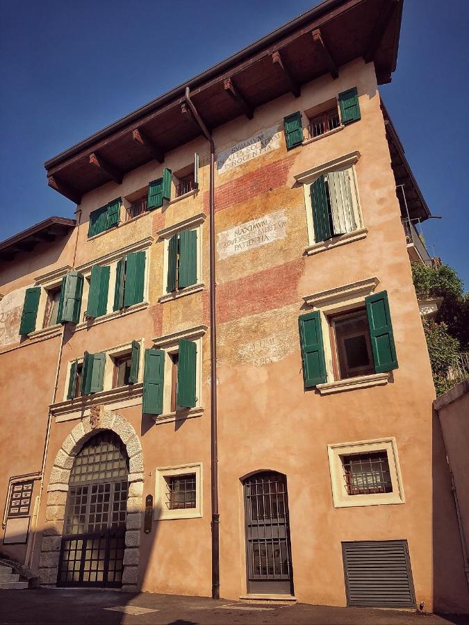 Relais Colle San Pietro Bed & Breakfast Verona Exterior photo